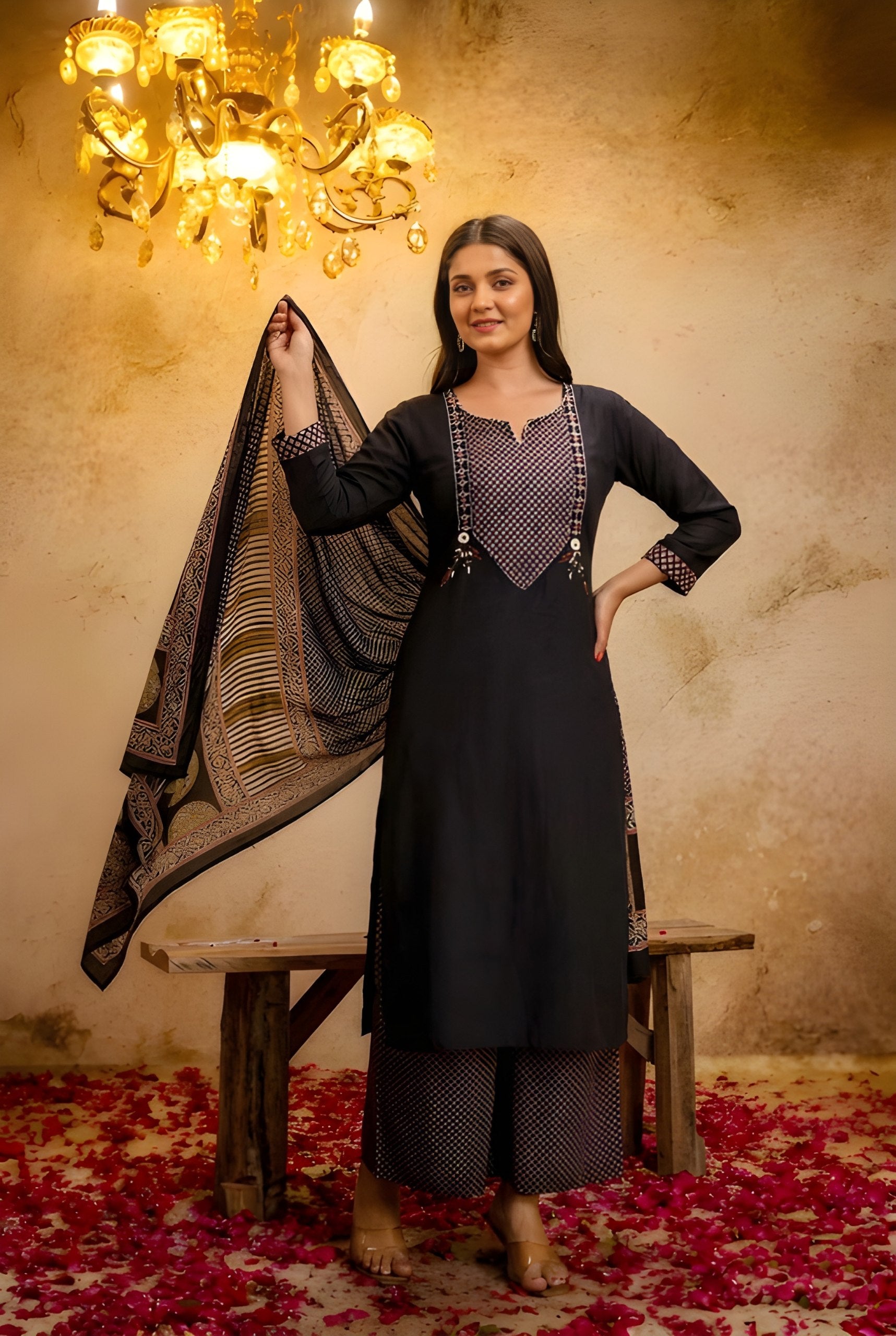 Woman Cambric Cotton Kurti And Pant With